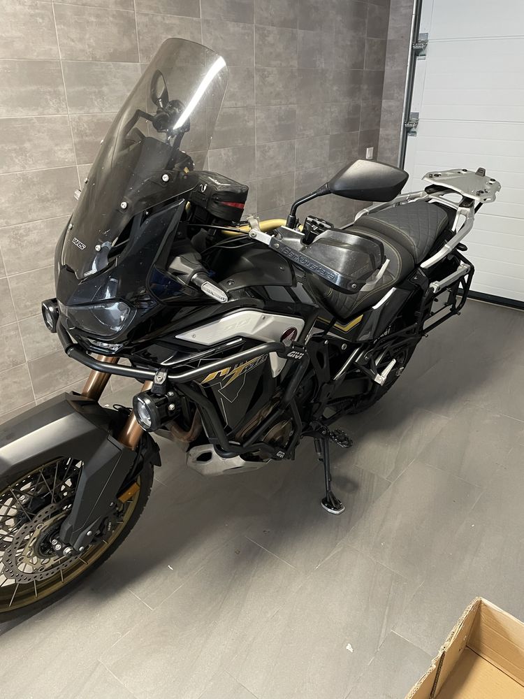 Africa twin 1100 DCT adventure sport full extras
