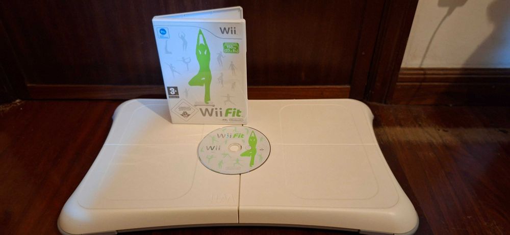 Wii Balance Board + Wii Fit em muito bom estado geral