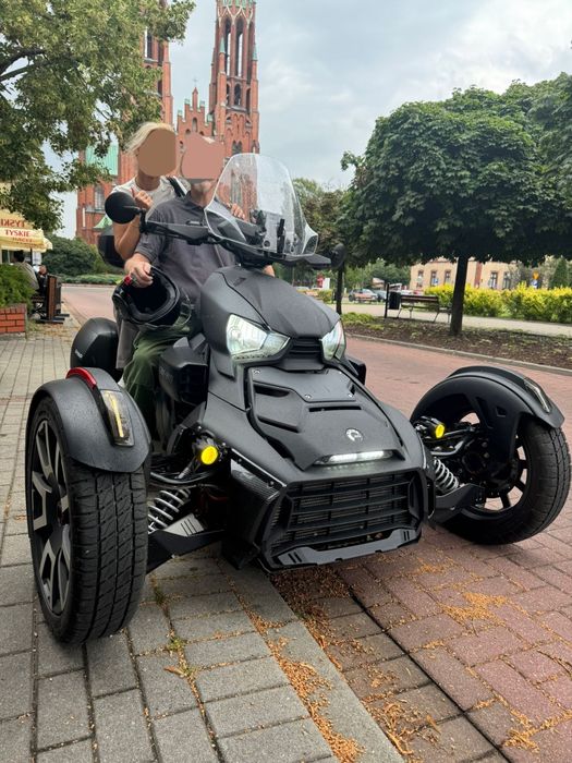 Can-am ryker 900