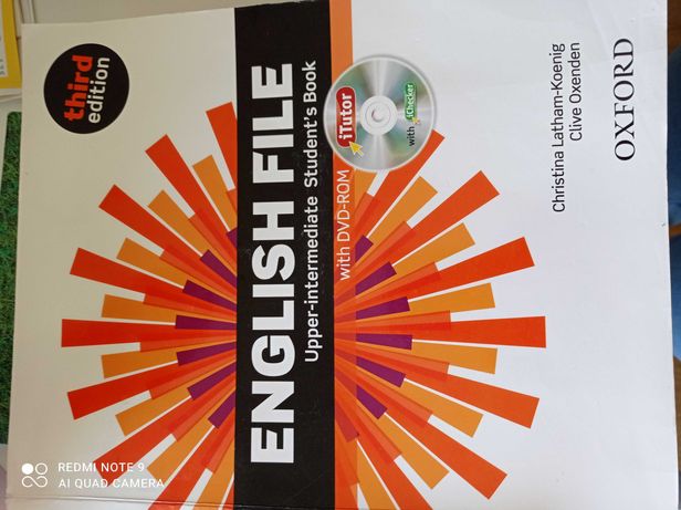 English File third Edition, upper-intermediate student`s book +CD