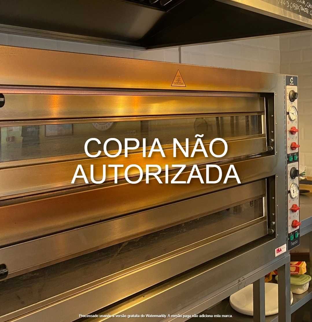 Forno para Pizza Cuppone Tiepolo 6 + 6 com Estrutura de Apoio em Inox