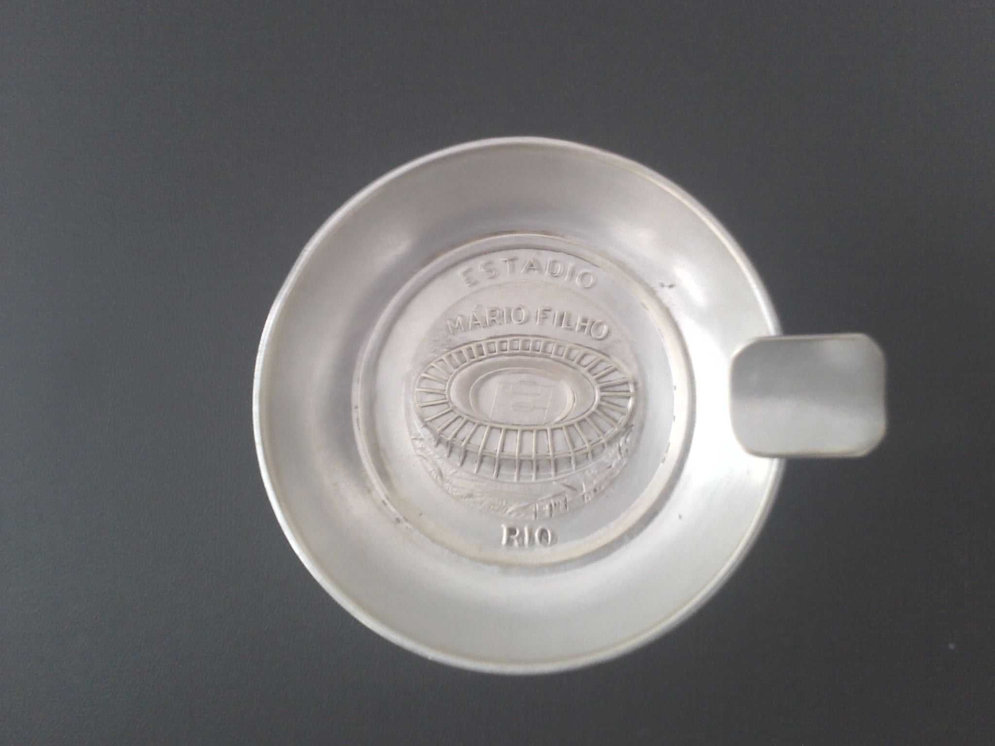 Raríssimo cinzeiro em prata de lei do Estádio do Maracanã, VINTAGE!