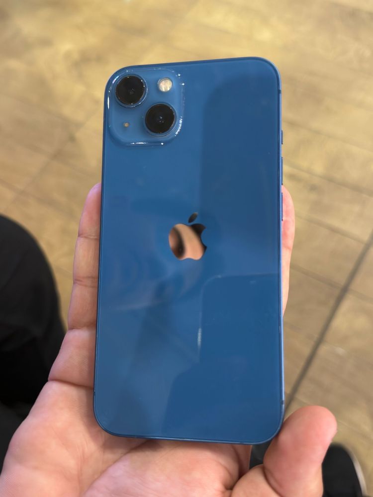 Iphone 13 256Gb .