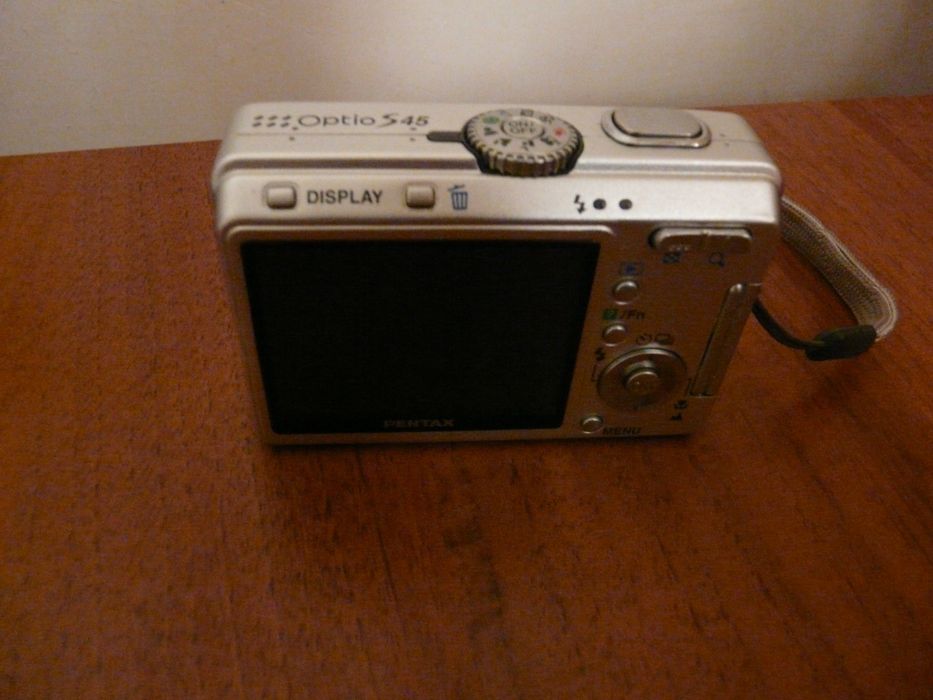 Цифровой фотоаппарат  Pentax  Optio S 45