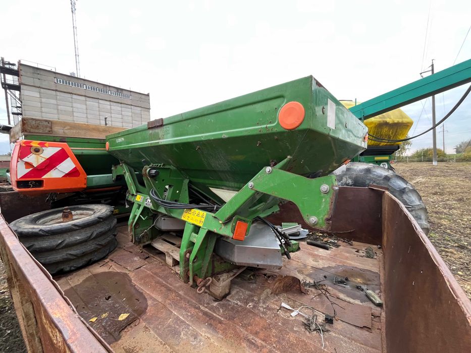 Розкидачі мінеральних добрив Amazone-18, 2013р