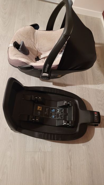 Fotelik samochodowy 0-13 kg - łupina - MAXI COSI + baza