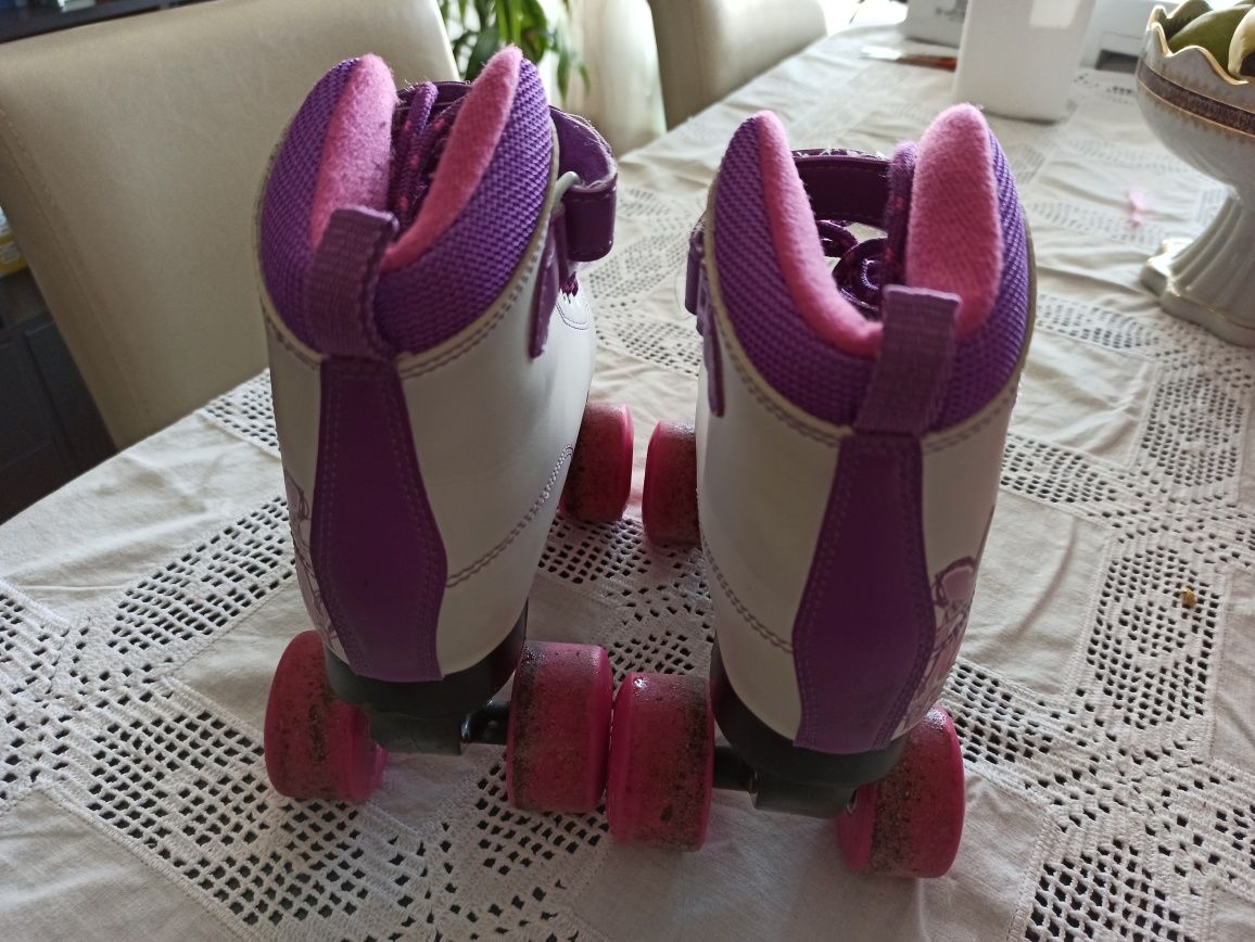 Patins 4 rodas SFR Vision II N.37 + Saco SFR (Como novos)