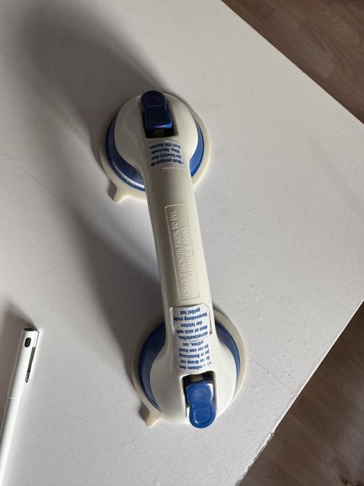 Ручка поручень,держатель для ванной вакуумный