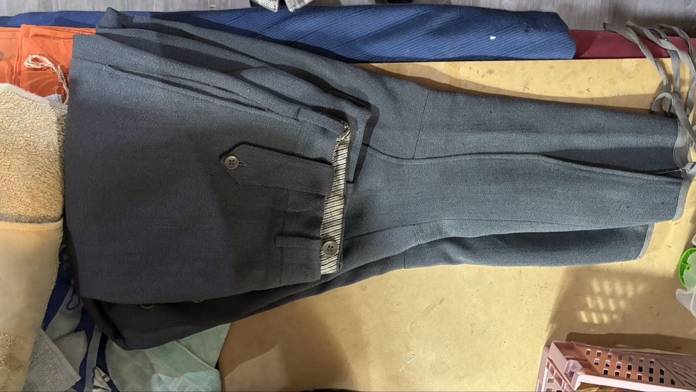 Botas de montar em couro numero 40 e calças