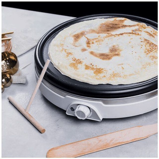 Maquina de fazer crepe nunca usada apenas testada.