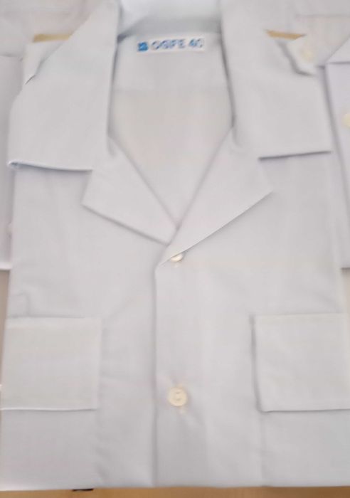 Camisas manga curta, azul, modelo militar, nº 40 , por 5€