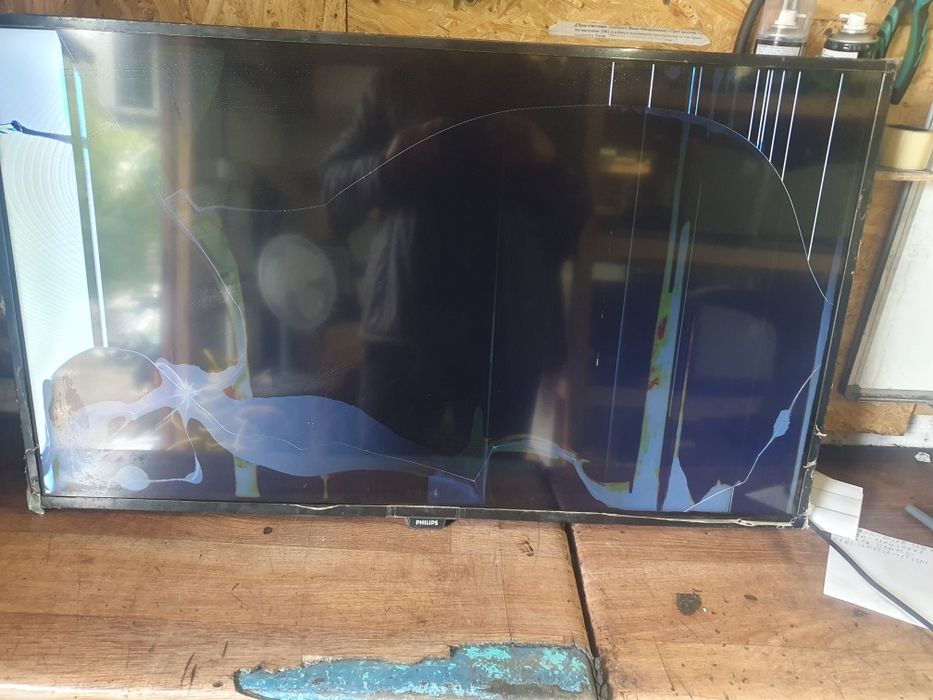 Телевізор PHILIPS 40PF4100/88 БИТА МАТРИЦЯ 40"