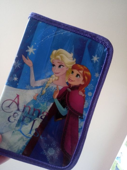 Piórnik Kraina Lodu,Elza,Anna,Frozen