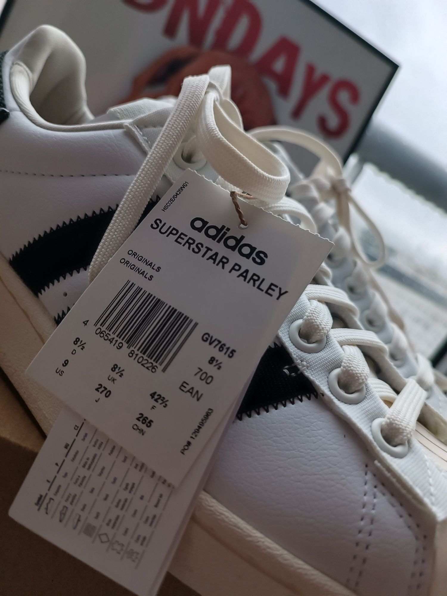 Adidas Originals sneakersy Superstar Parley 42,5 Białe Nowe
