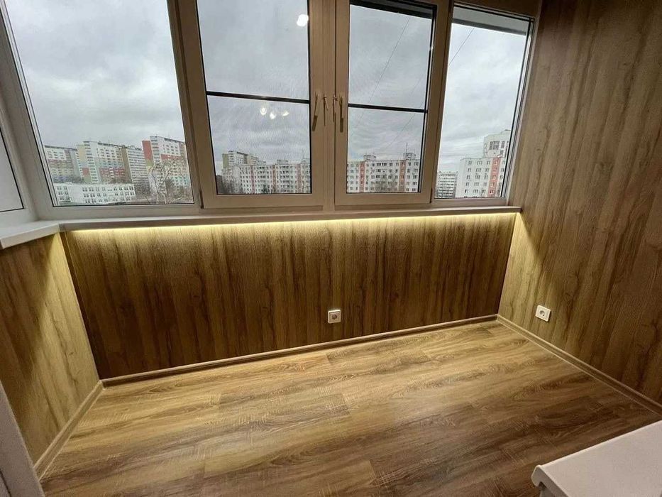 Балкон під ключ Утеплення балкону  Обшивка балкону Київ Утепление