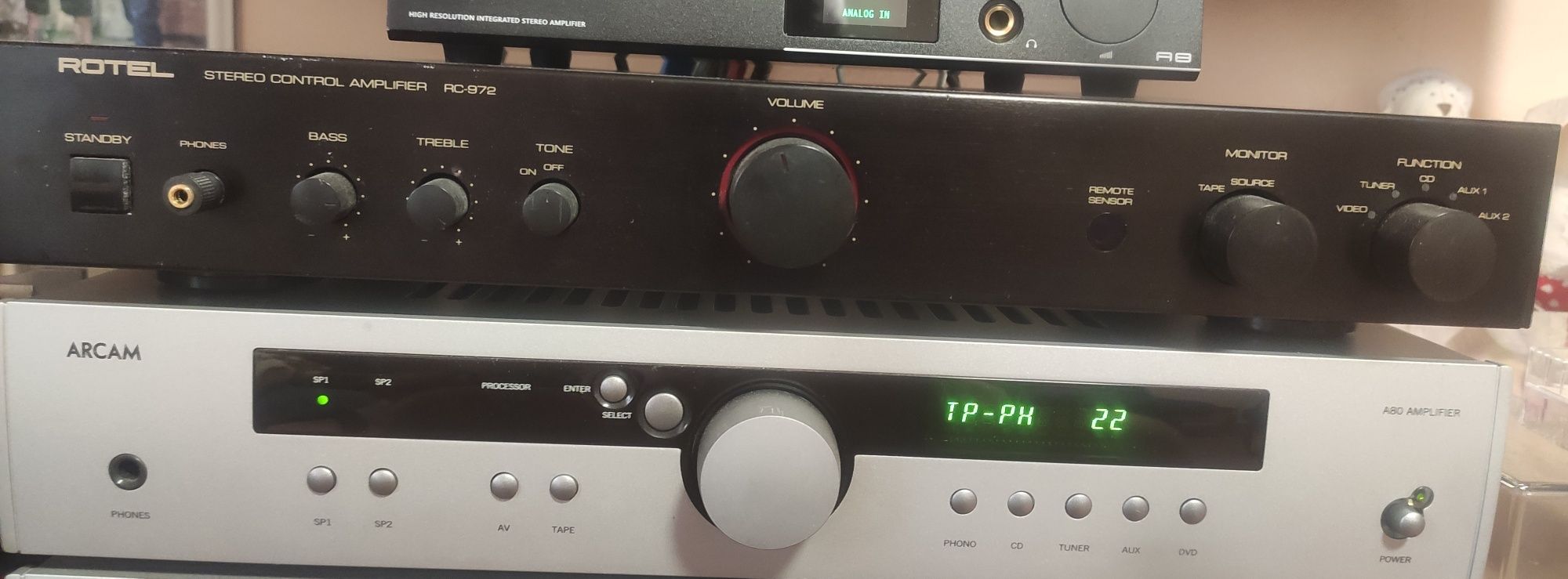 Усилить Arcam A 80 Diva.