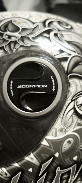 Мотоциклетный шлем scorpion exo-400