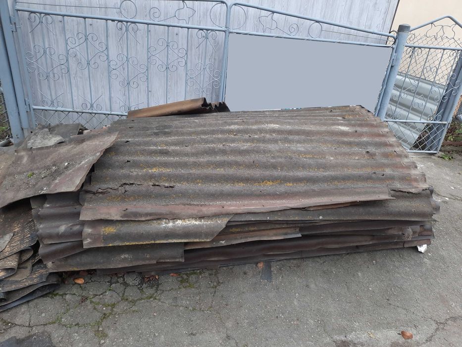 Віддаю безкоштовно вживаний  Ондулін і дошки