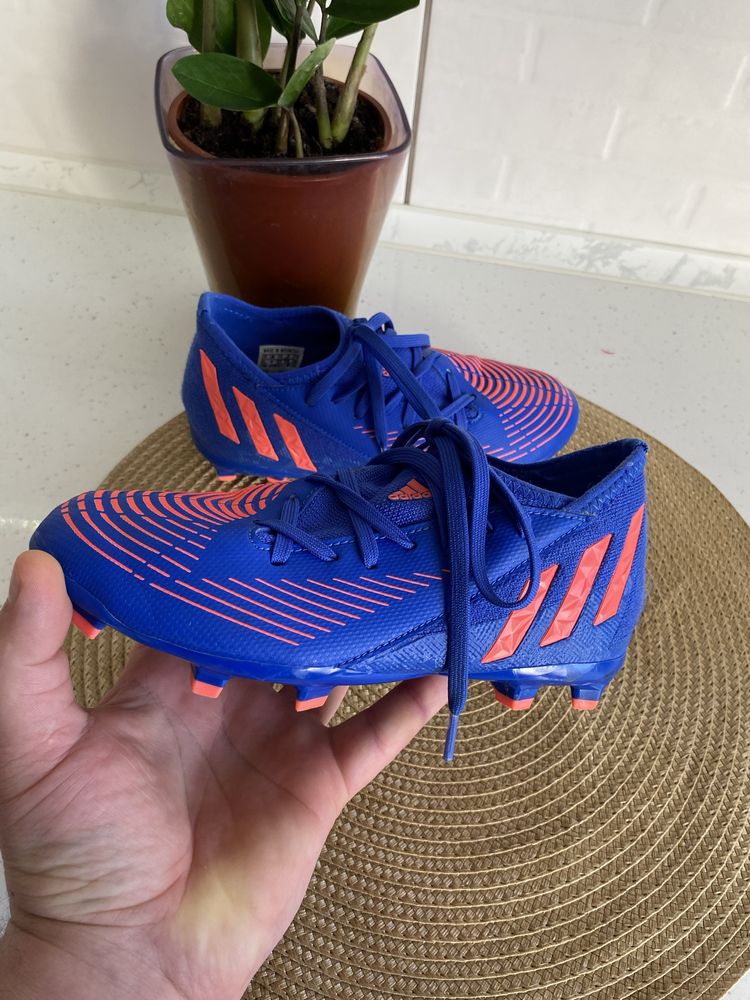 Дитячі футбольні бутси Adidas Predator Edge.3 FG Performance GW2361