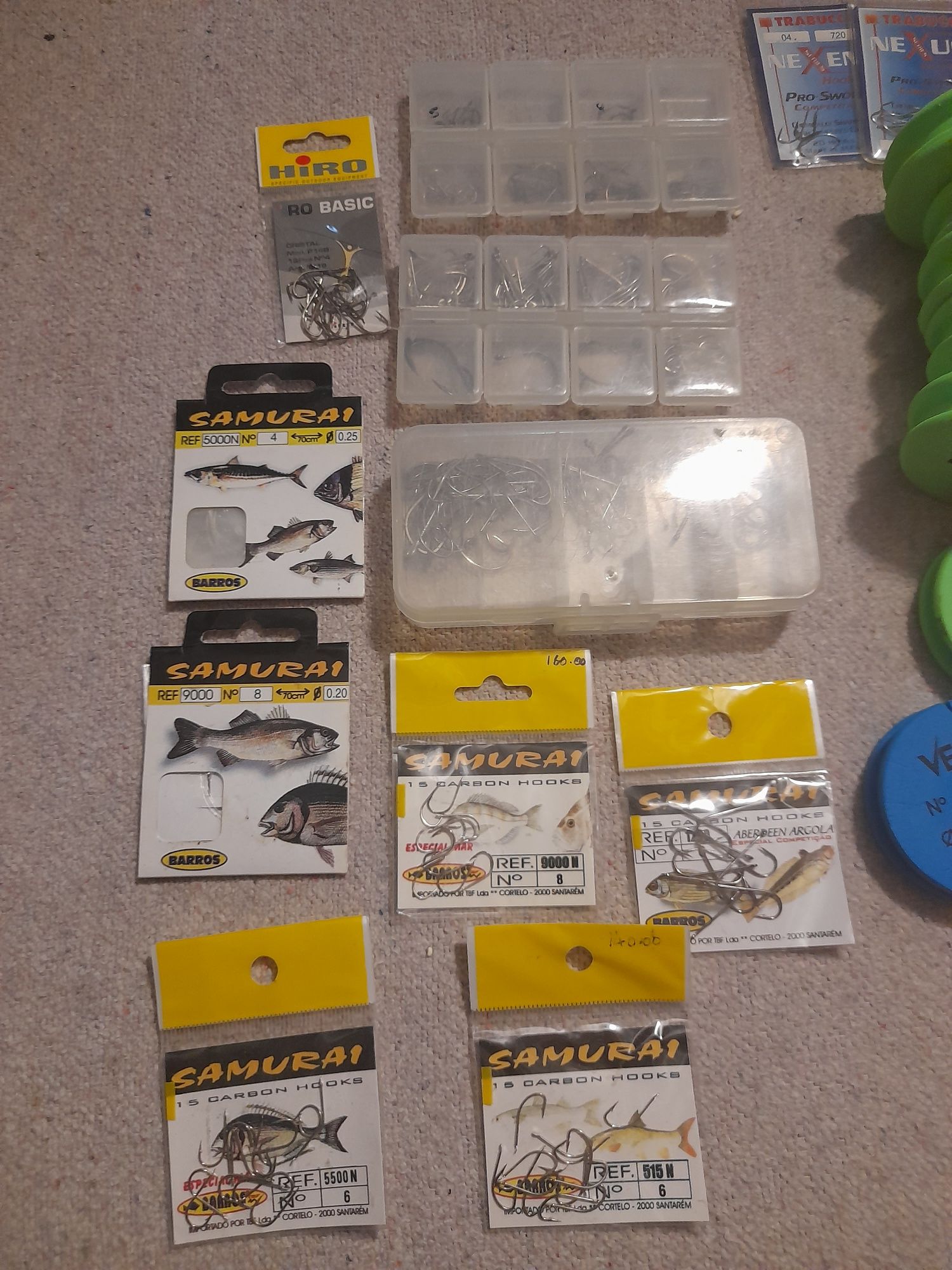 Material variado para pesca