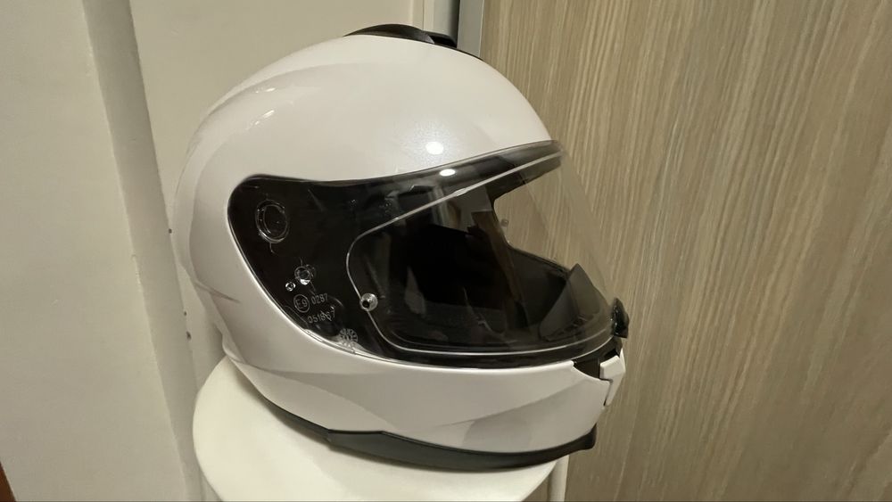 Sprzedam kask HJC 70