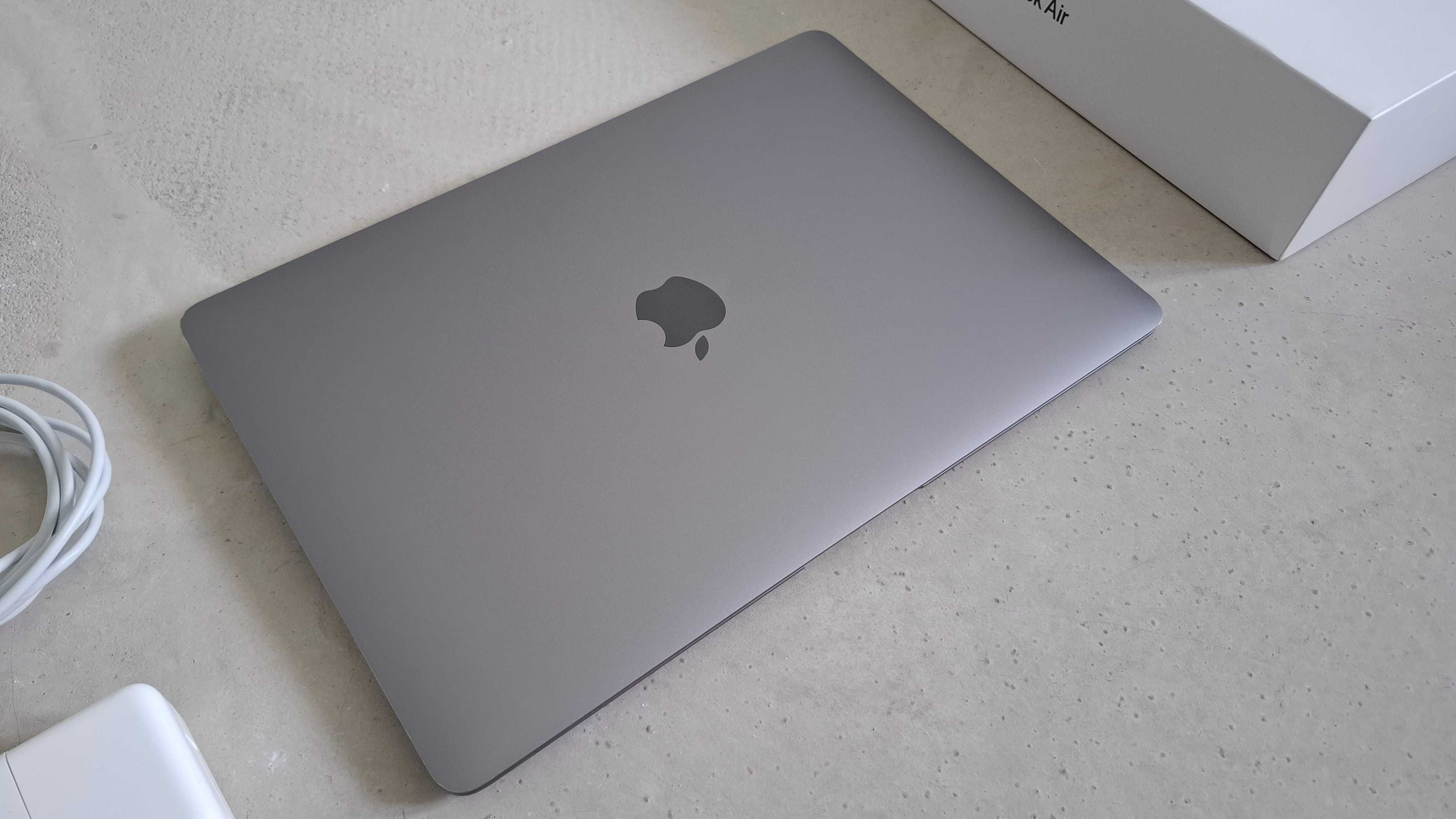 Macbook Air M1 (2020) | 512GB | 8GB Ram