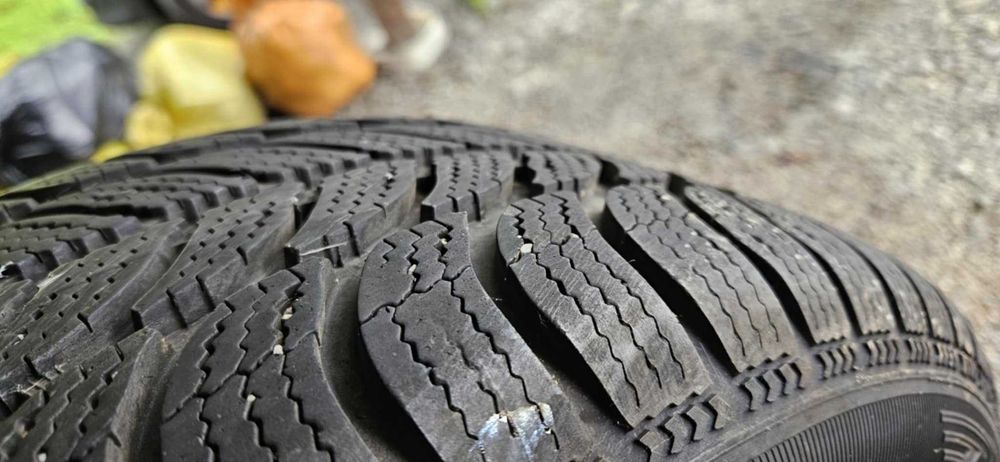 Opony zimowe Dębica Frigo HP2 z felgami