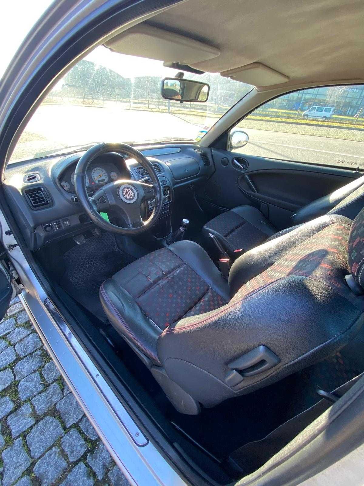 Vendo  MG ZR 1.4i 16v com 105cv a gasolina e GPL ESTÁ A ANDAR