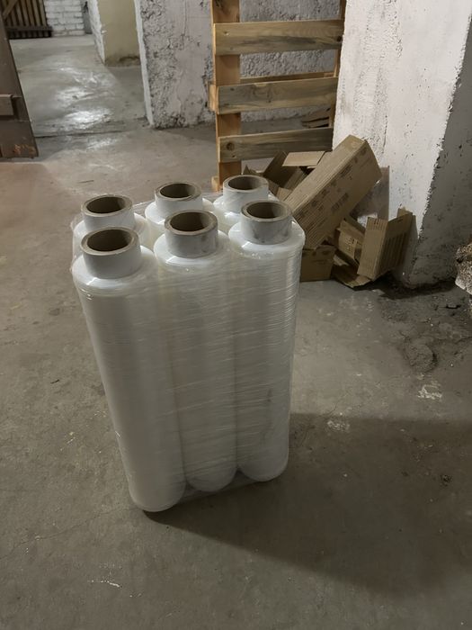 Folia stretch 1,5kg jedna (dostepne 10)