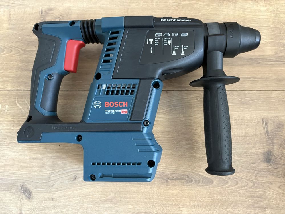 Młotowiertarka Bosch GBH 18V-26 + 5 Ah + Odsysacz + Box Sortimo