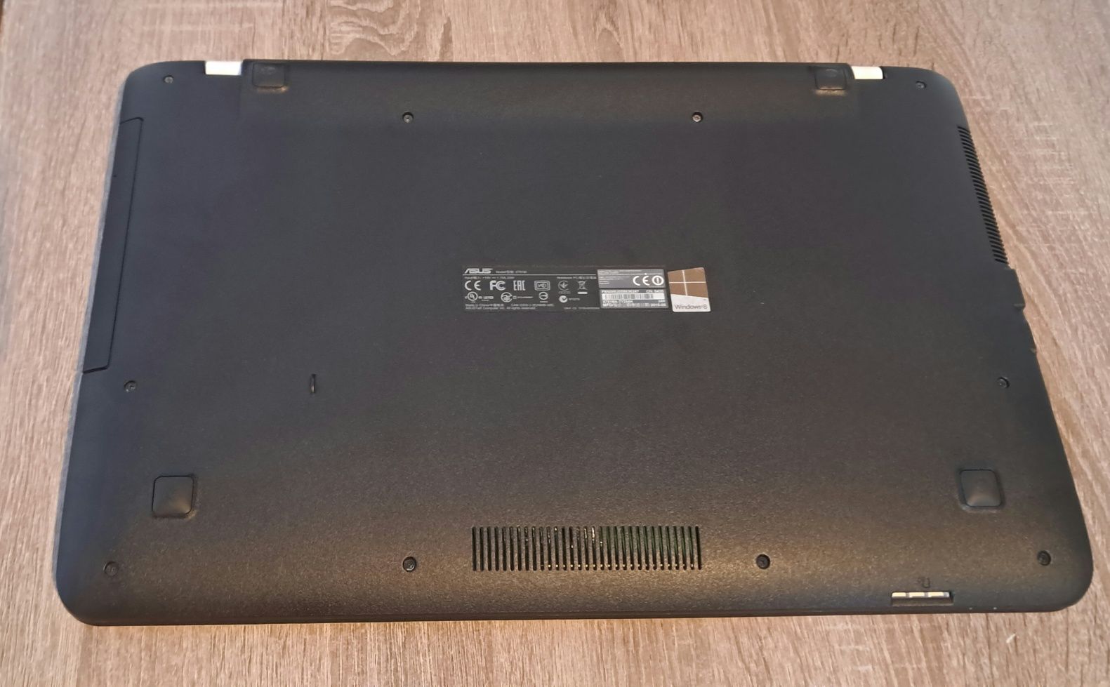 Laptop Asus w dobrym stanie