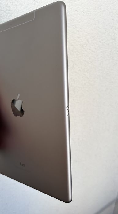 Apple iPad Pro 10.5 256GB WiFi/LTE АКБ 100%