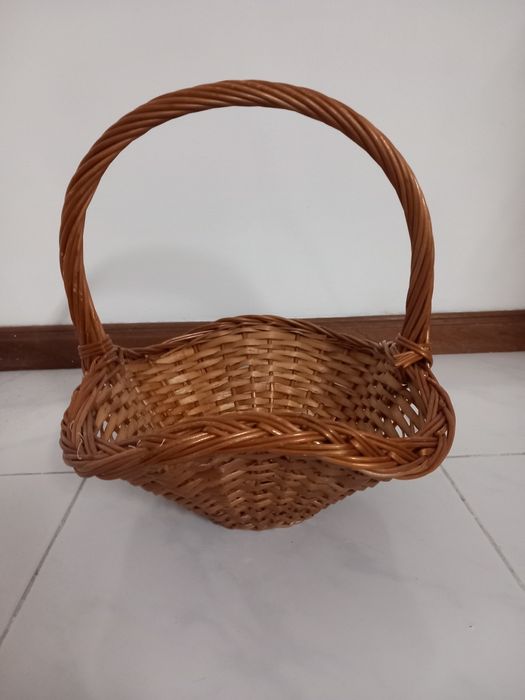 Cesta feita em vime
