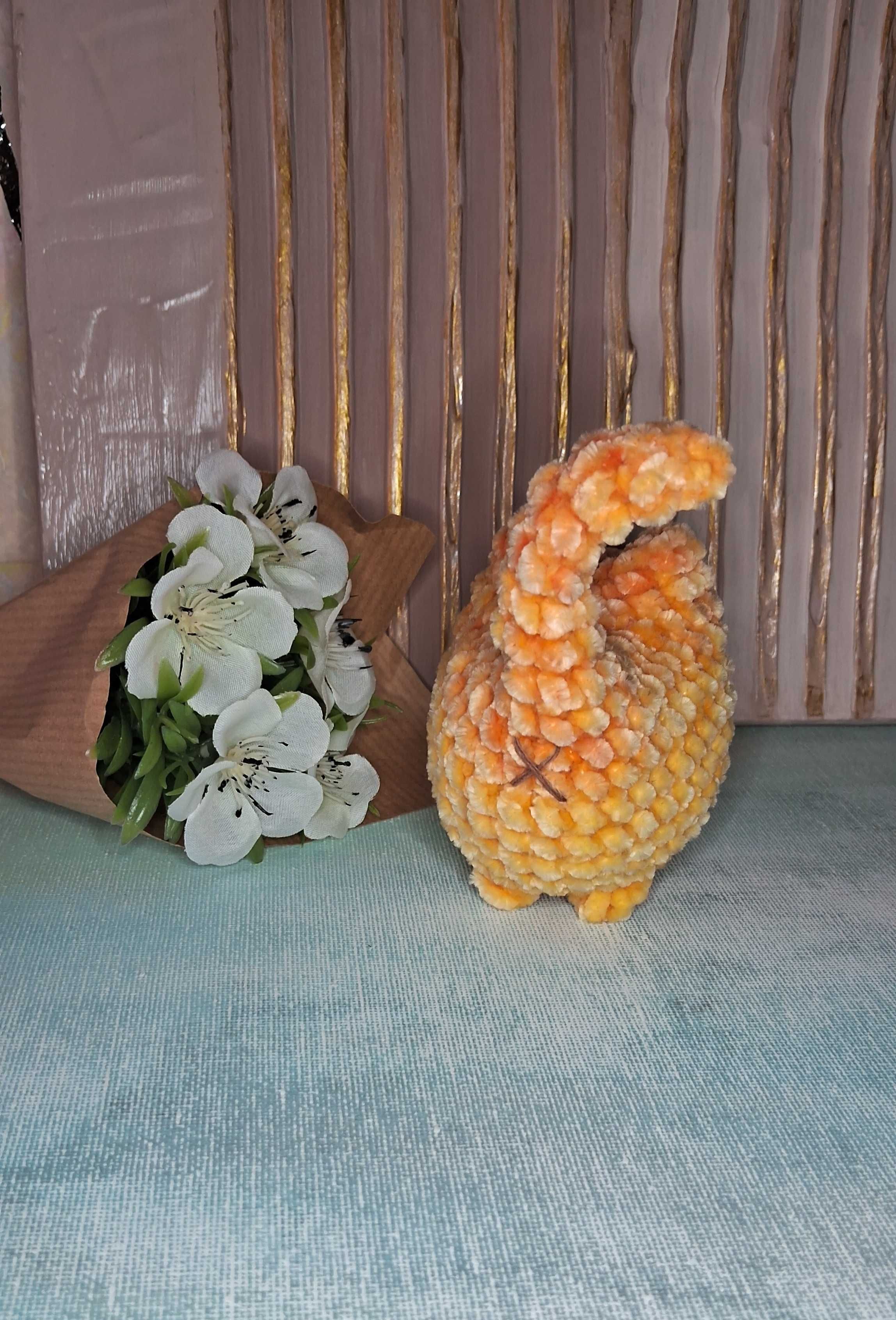 Pluszowy koteczek kot pluszak na szydełku amigurumi