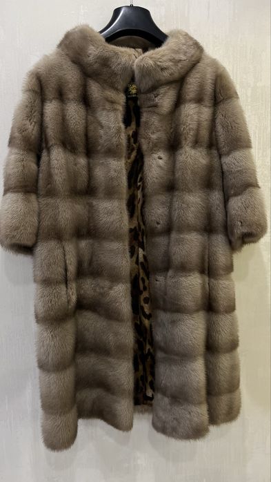 Норкова шуба натуральна, шикарний стан, розмір 42