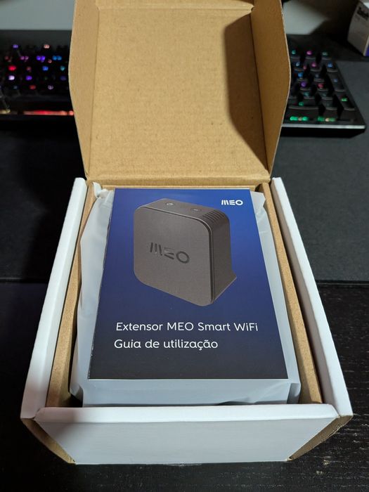 Extensor de Wi-Fi MEO Smart WiFi - D2150G