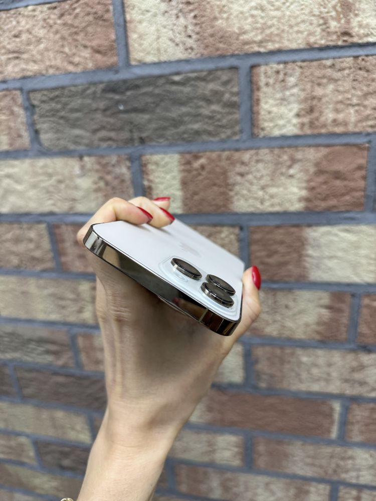Used iPhone 14 pro max 128Gb. (Gold)
