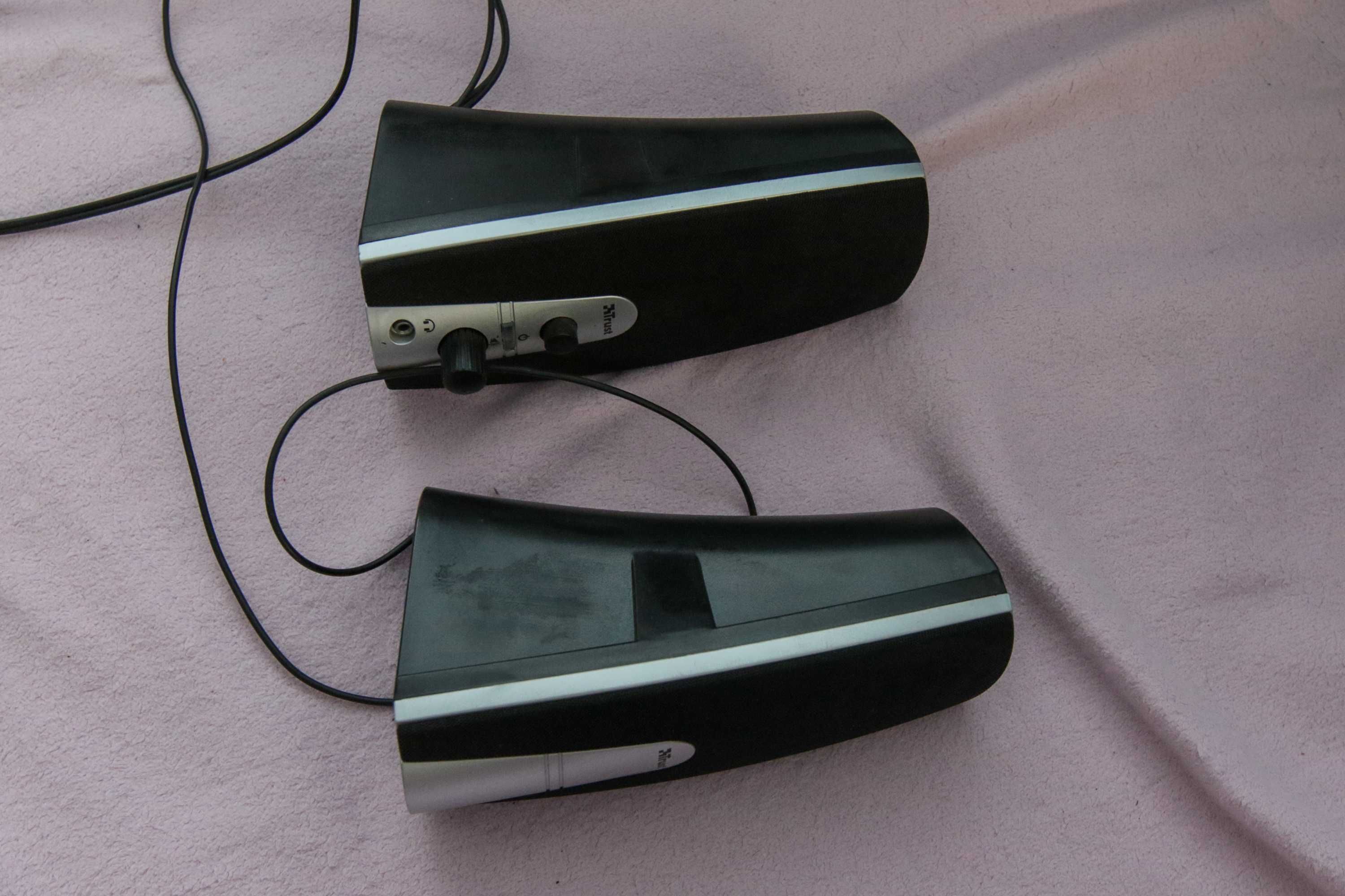 Monitor, colunas, torres pc para desocupar.