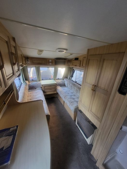 Przyczepa Elddis 2004 rok DMC 1100 zarejestrowana w Polsce