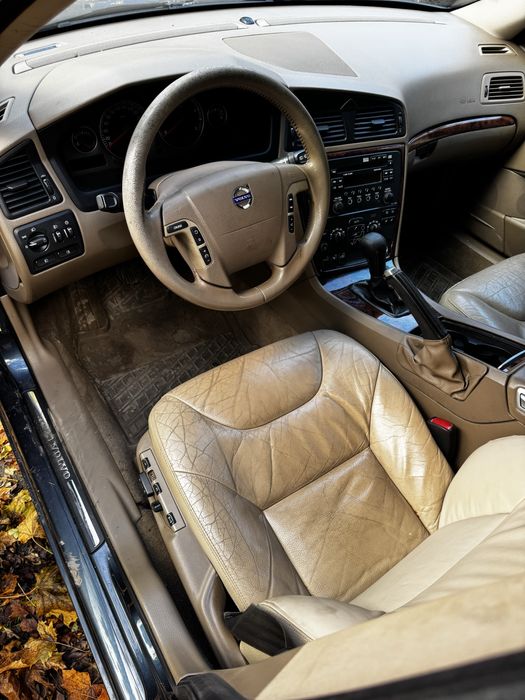 Volvo V70 II 2.4d5 2005r