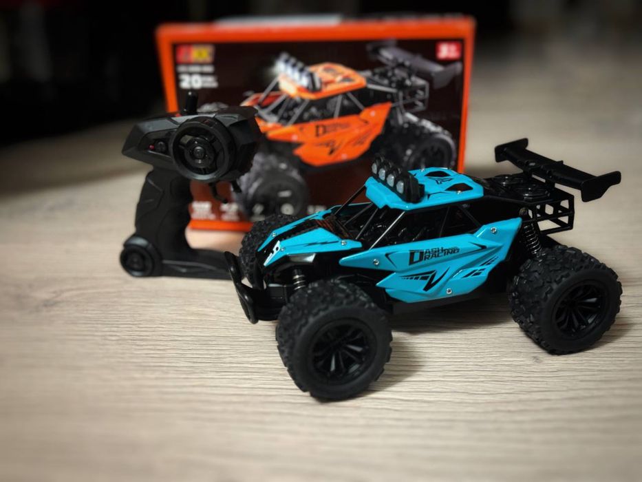 Машинки на радиоуправлении 1:16