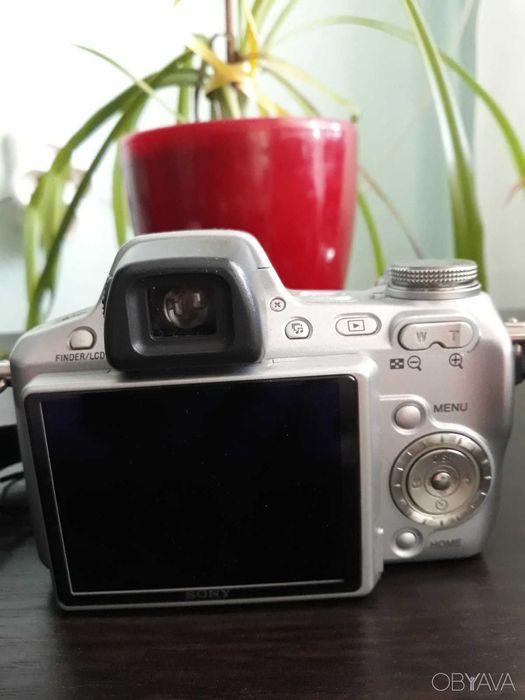 Фотокамера (фотоапарат) Sony Cyber-Shot DSC-H50