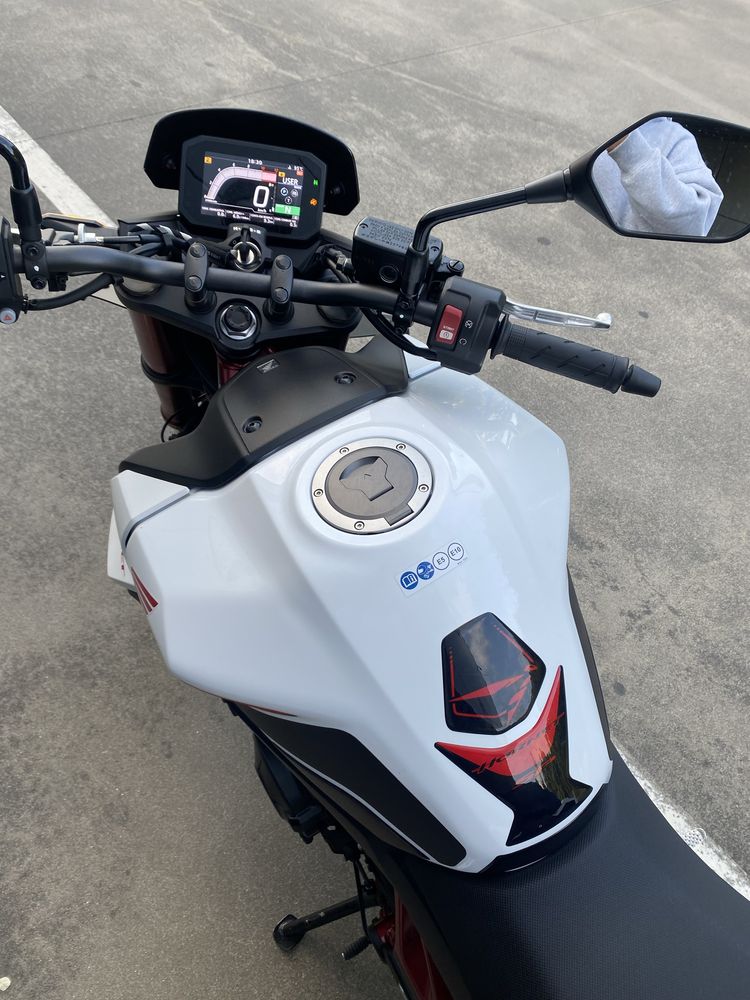 Hornet 750 35kw