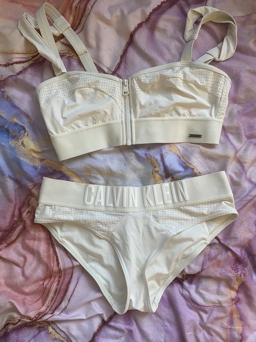 Oryginalny strój kąpielowy Calvin Klein w rozmiarze M