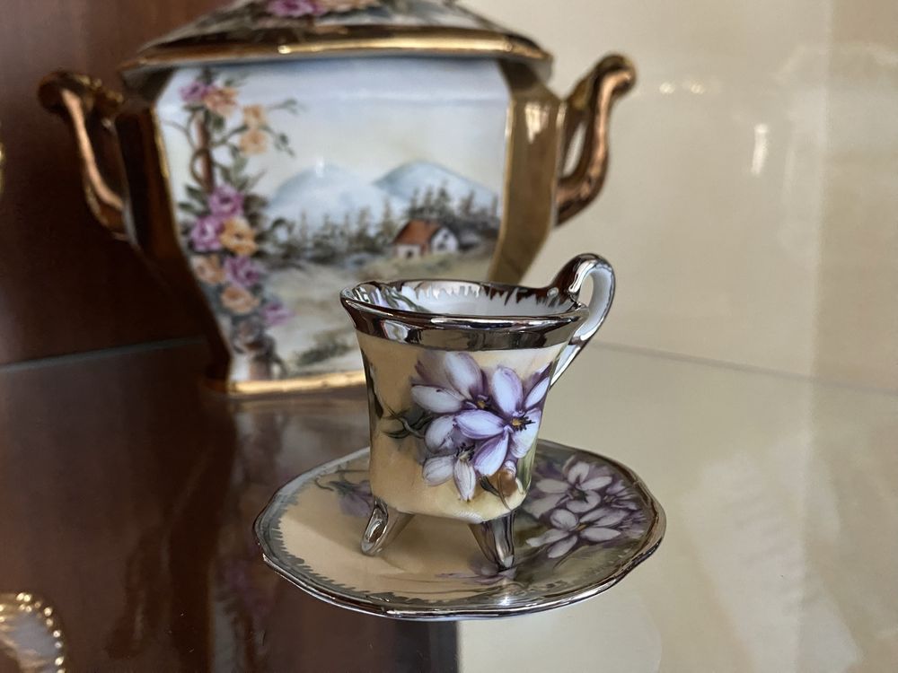 Conjunto de porcelada pintada à mão