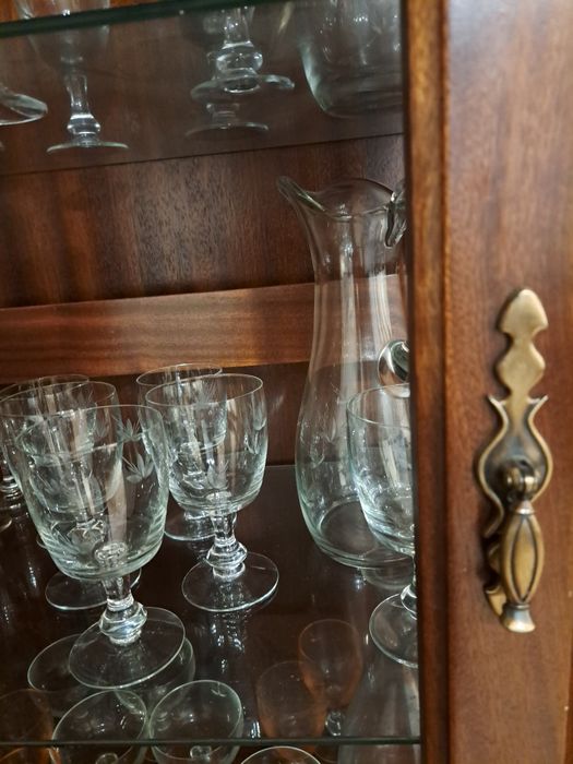 Móvel sala de estar - garrafeira