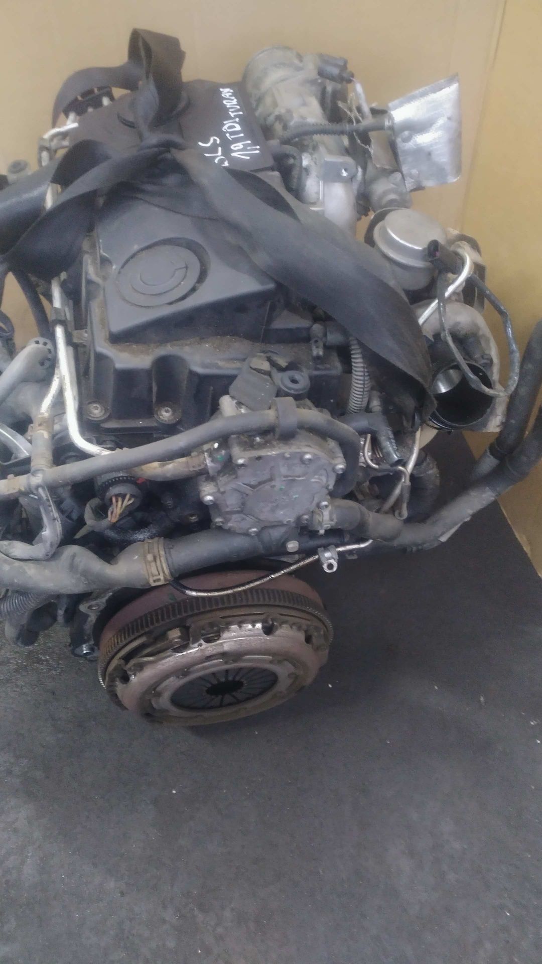 ) Touran 1 Golf V Octavia silnik kompletny 1.9 TDI BLS