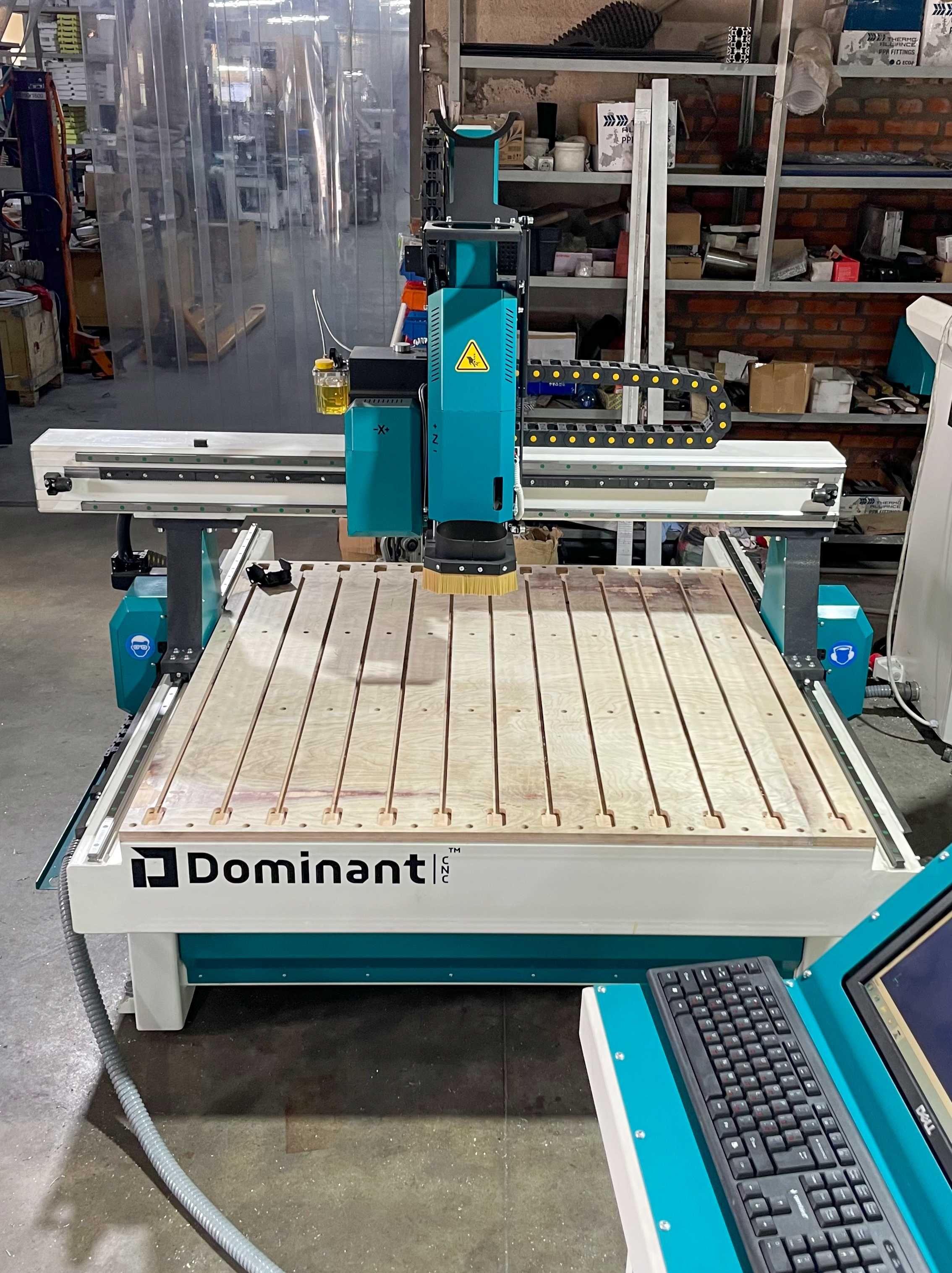 ЧПУ по дереву 1350х1350мм від виробника Dominant CNC