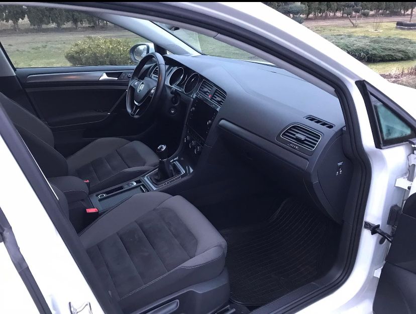 Golf VII 2.0TDI Oryginalny przebieg full Led 2018 Masaże Duza Navi