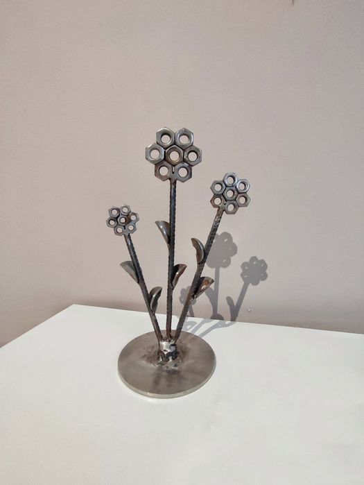 metalowy kwiatek - wyjatkowa ozdoba do domu lub prezent